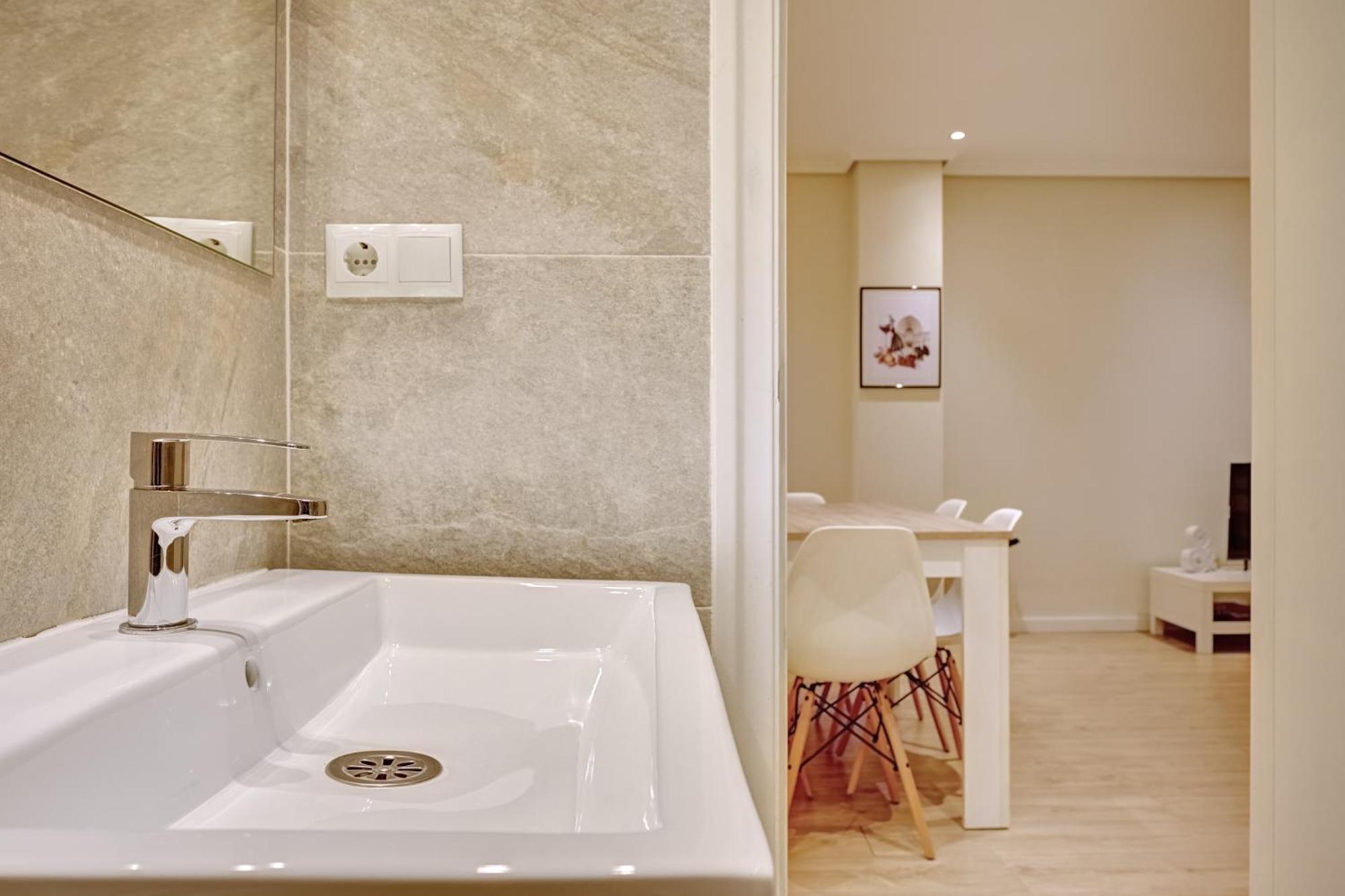 La Paz By Clabao Apartment