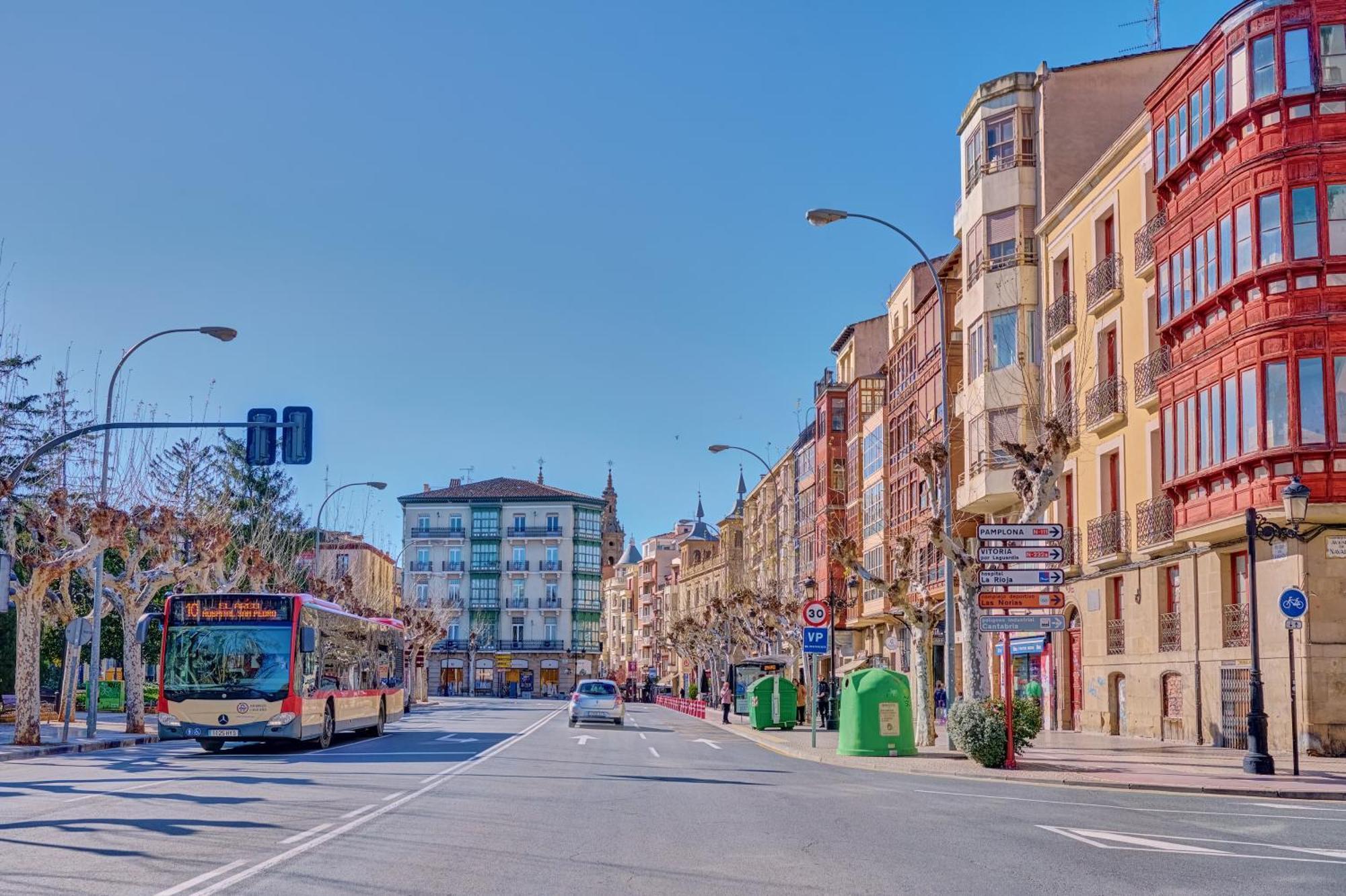 La Paz By Clabao * Logroño